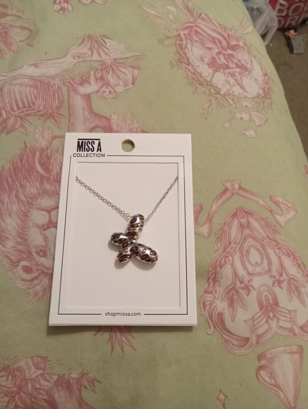 NWOT Silver Leopard Cheetah Print Butterfly Necklace